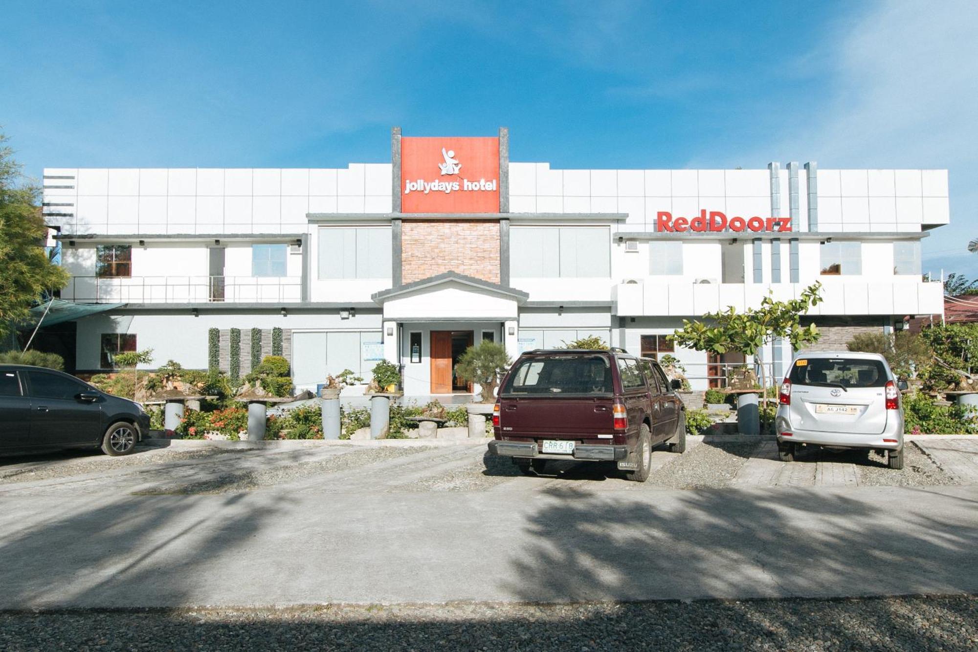 Reddoorz Plus @ Jollydays Hotel Nueva Ecija San Jose  Exterior photo