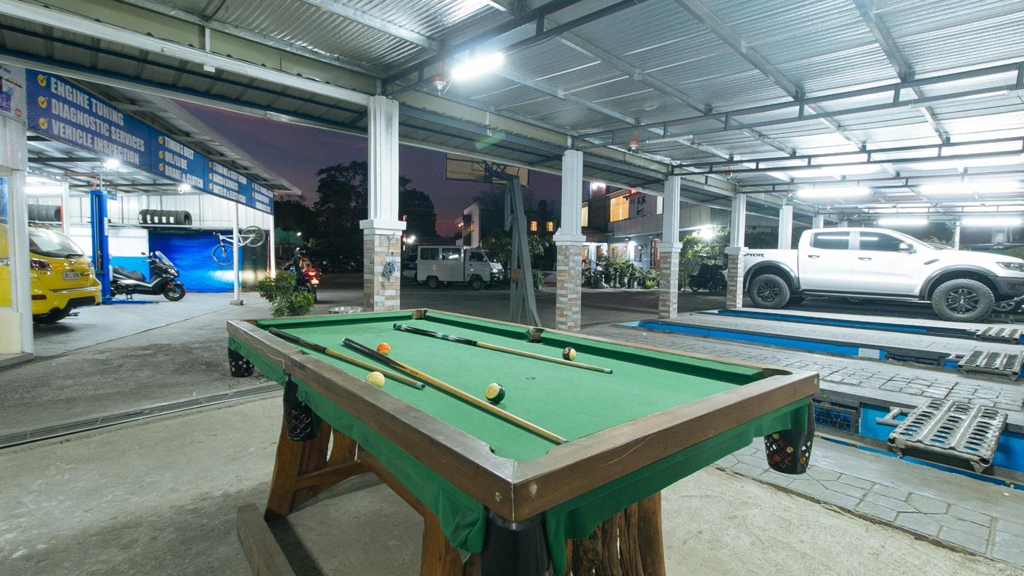 Reddoorz Plus @ Jollydays Hotel Nueva Ecija San Jose  Exterior photo