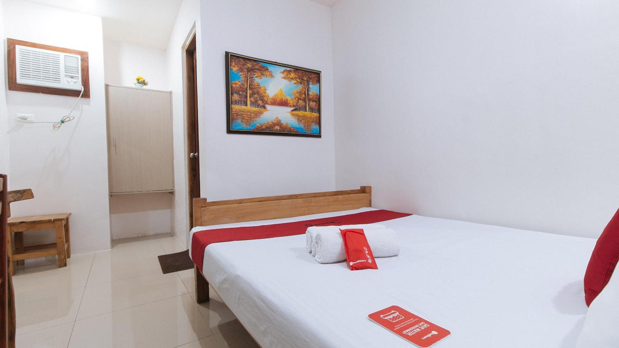 Reddoorz Plus @ Jollydays Hotel Nueva Ecija San Jose  Exterior photo